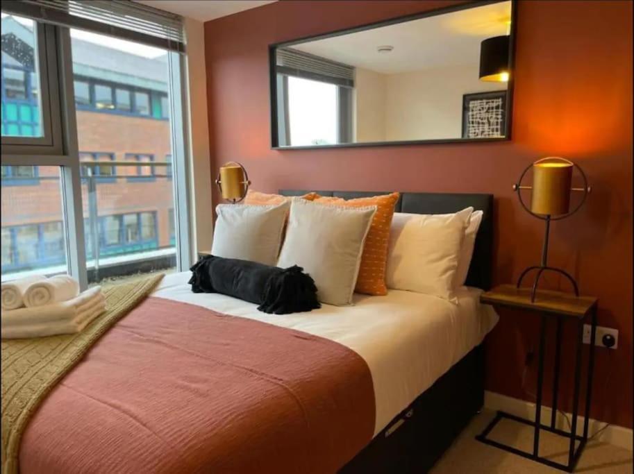 Paramount City Living 105 Swindon Extérieur photo