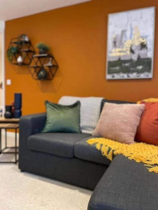 Paramount City Living 105 Swindon Extérieur photo